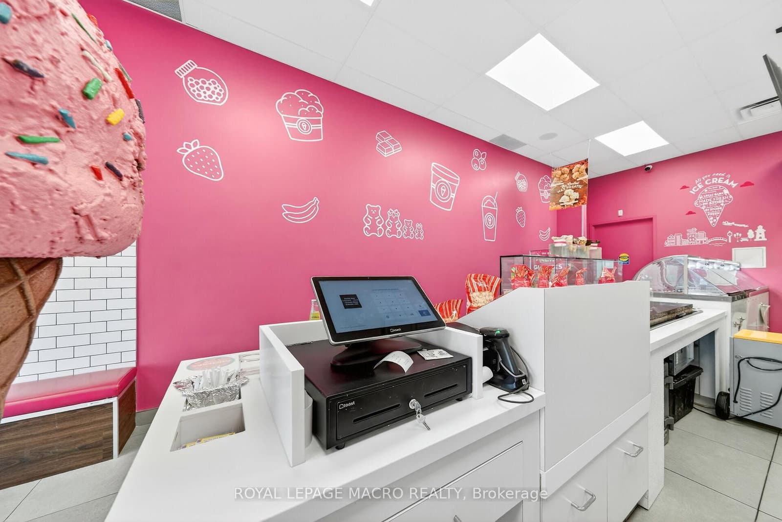 380 Dundas Street E, Unit D9 thumbnail 19