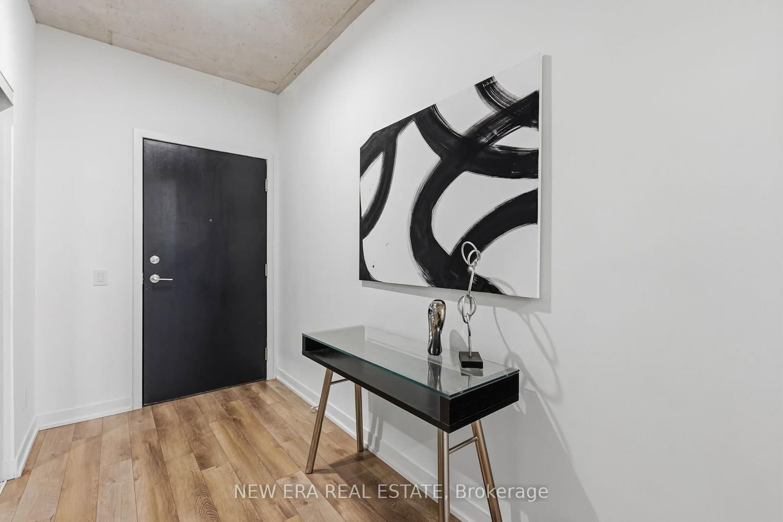 1808 St. Clair Avenue W, Unit 301 thumbnail 23