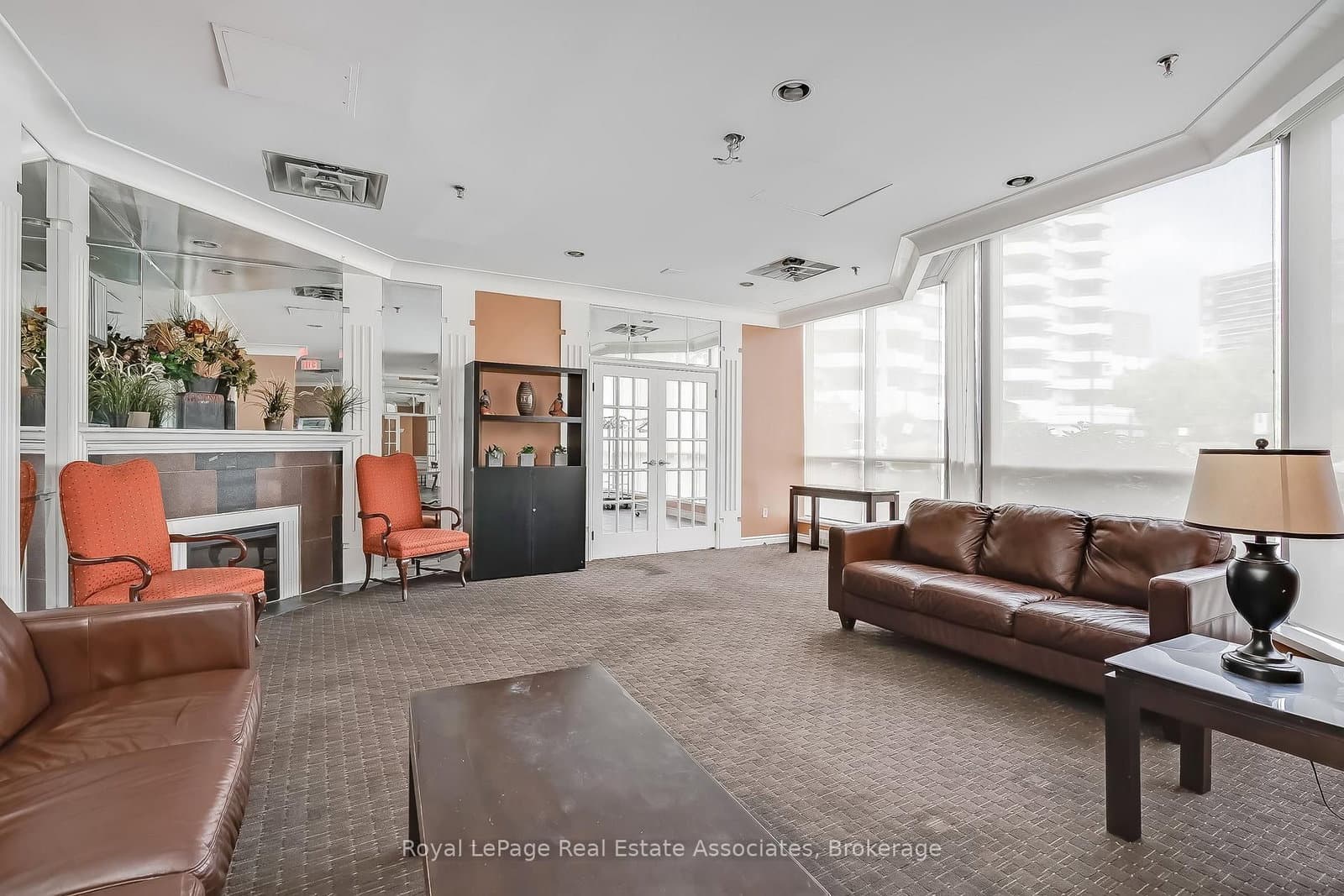 75 King Street E, Unit 1611 thumbnail 48