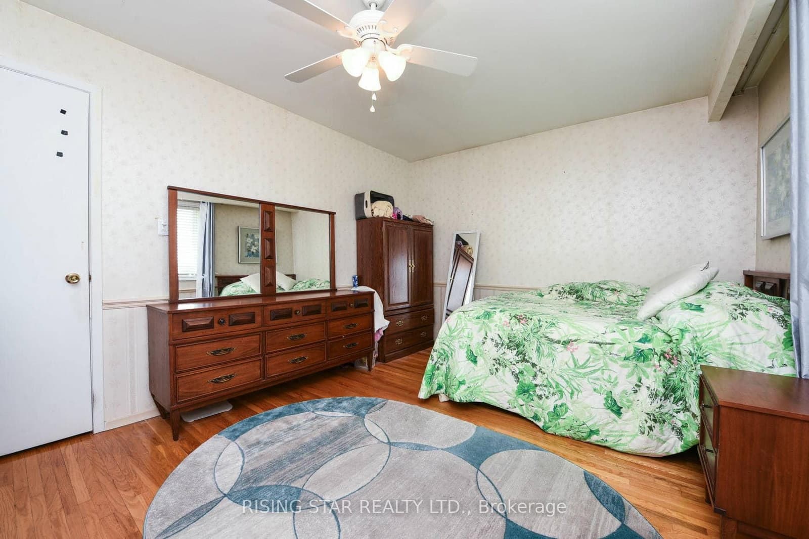 3295 Chipley Crescent thumbnail 13