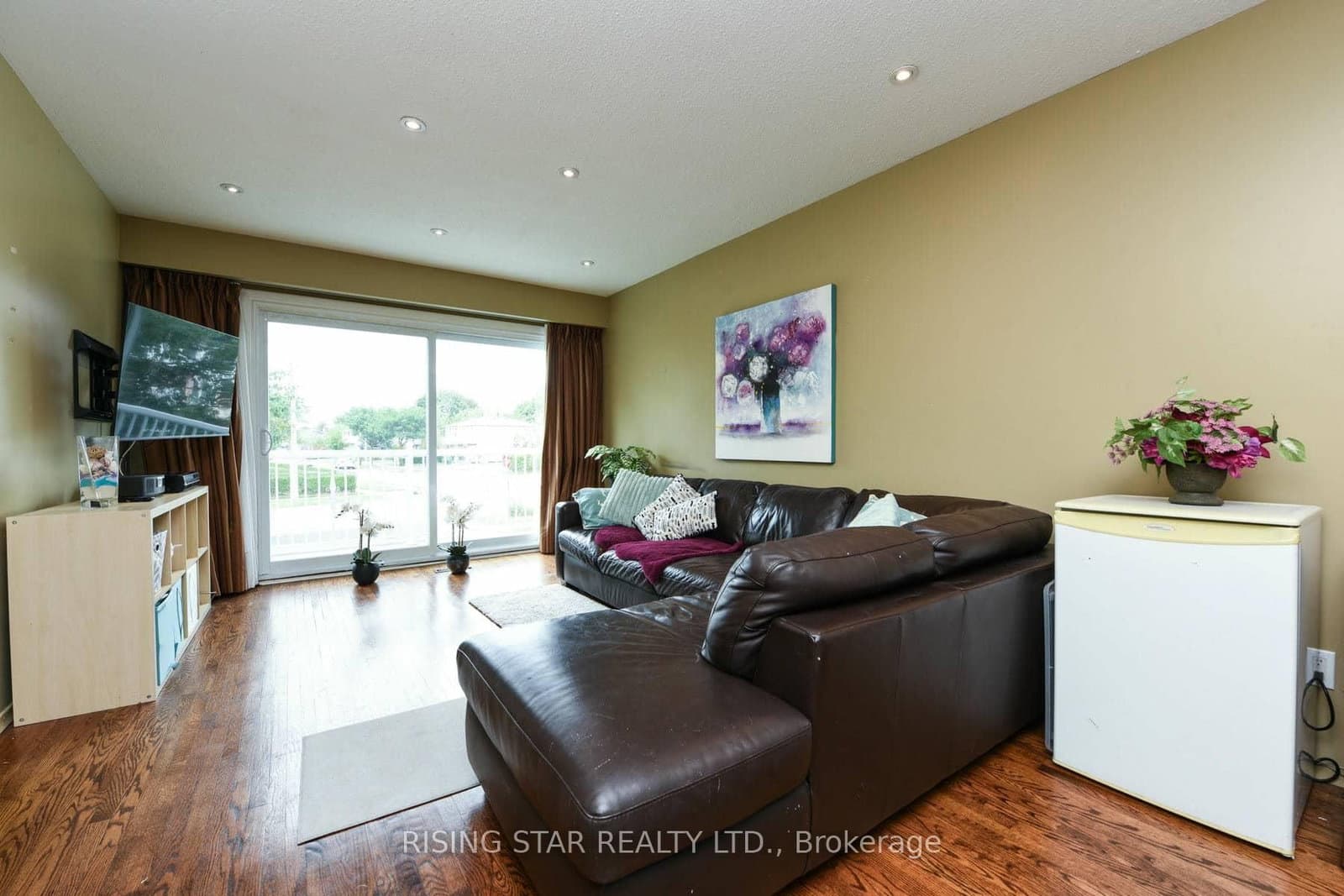 3295 Chipley Crescent thumbnail 23