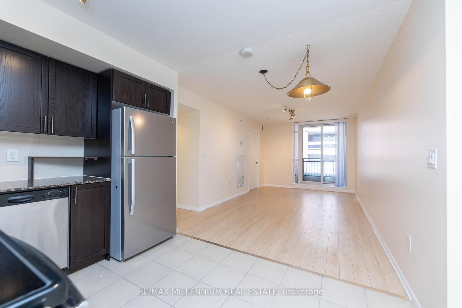 830 Lawrence Avenue, Unit 334 thumbnail 13