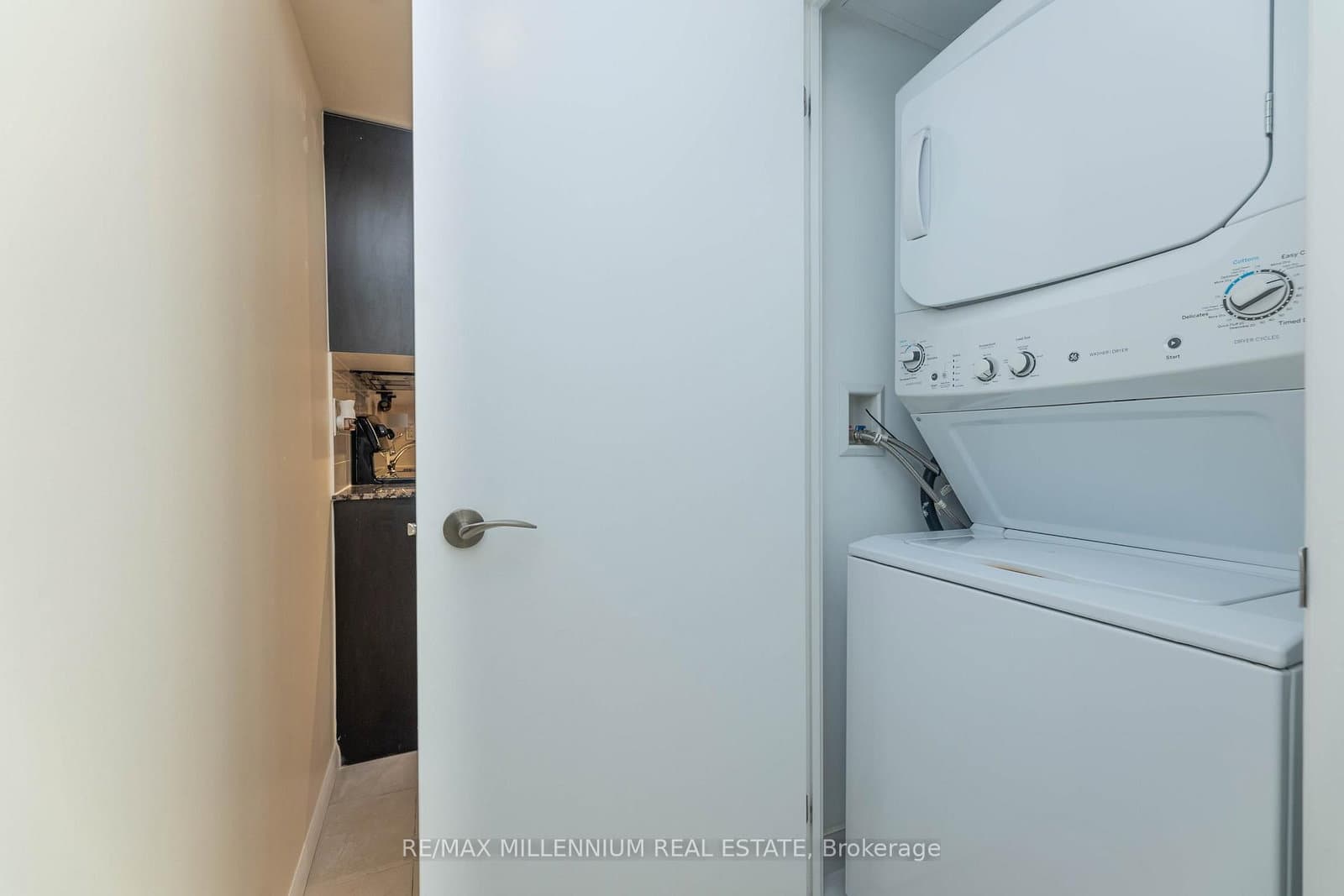 830 Lawrence Avenue, Unit 334 thumbnail 29