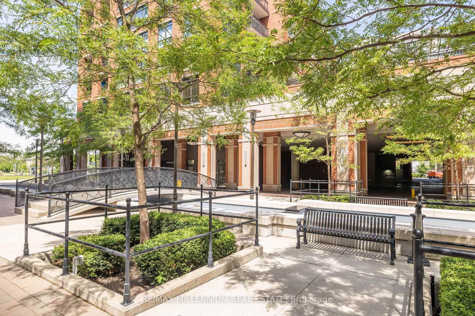 830 Lawrence Avenue, Unit 334 thumbnail 7