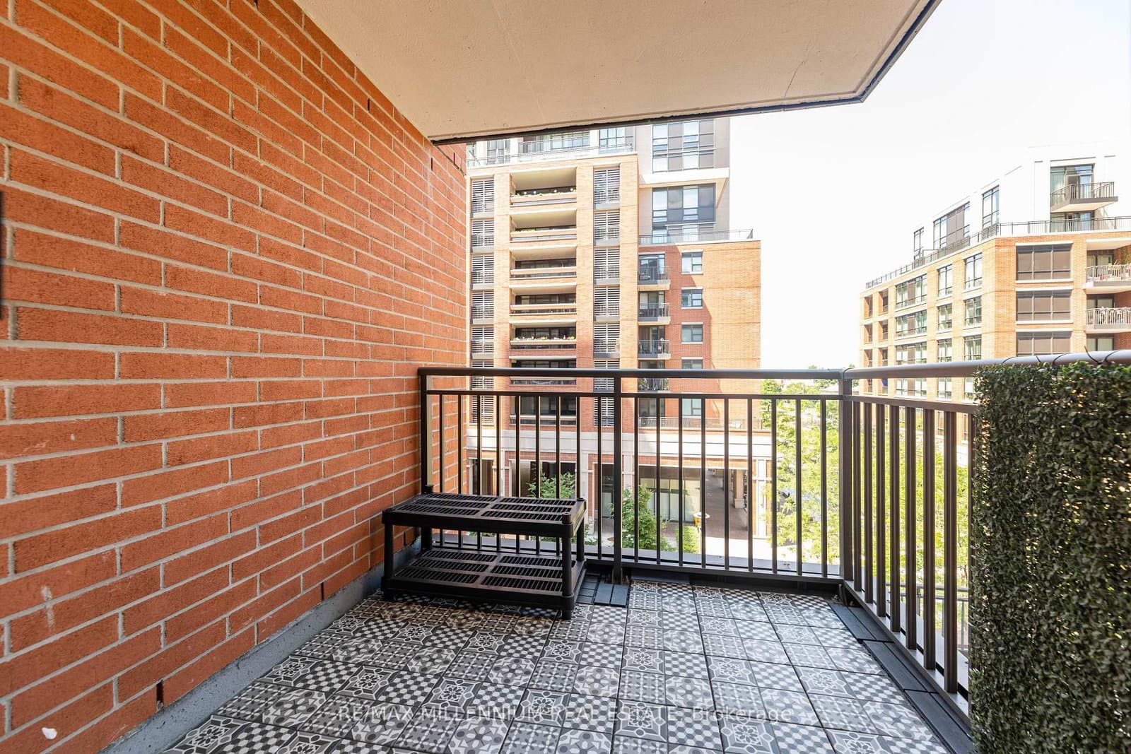 830 Lawrence Avenue, Unit 334 thumbnail 8