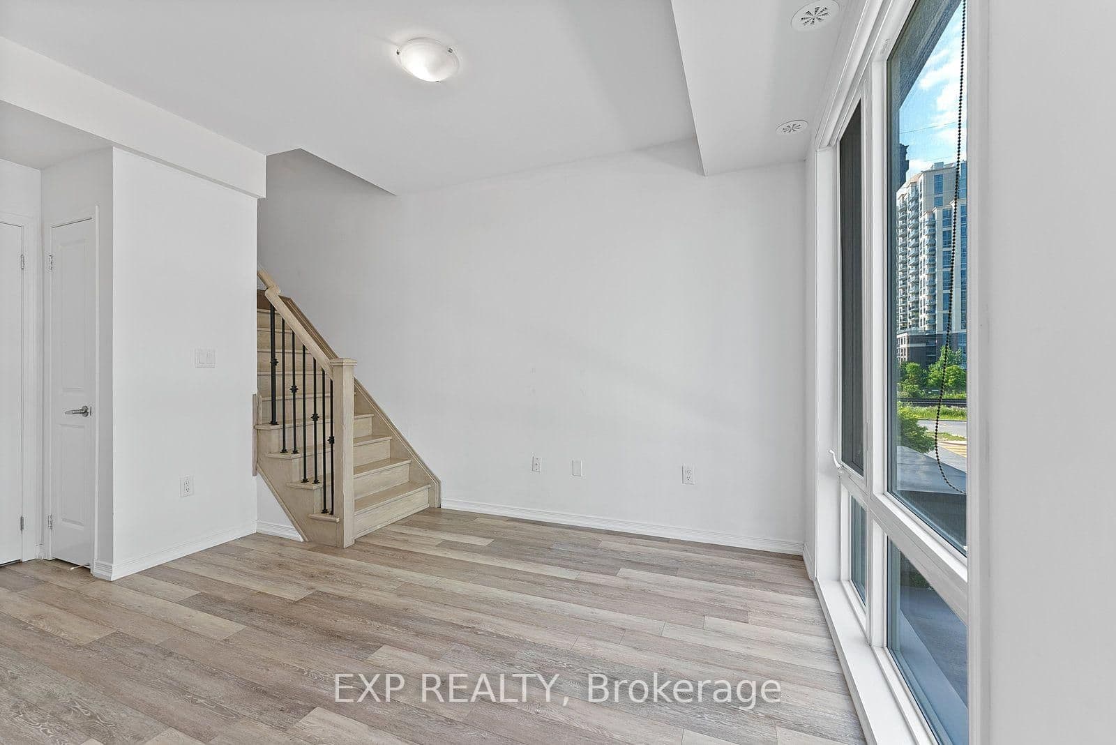 28 Fieldway Road, Unit 64 thumbnail 14