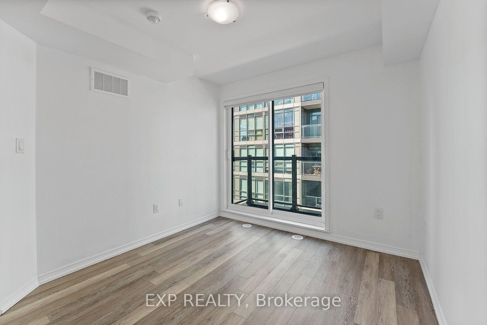 28 Fieldway Road, Unit 64 thumbnail 18