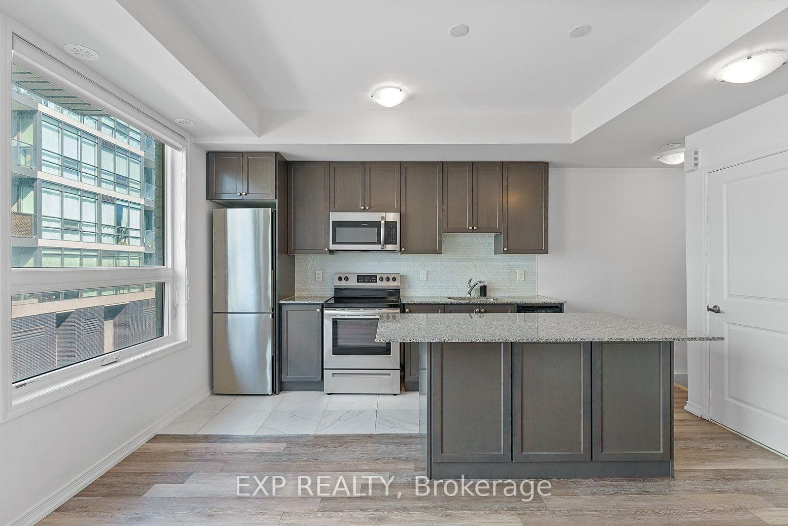 28 Fieldway Road, Unit 64 thumbnail 7
