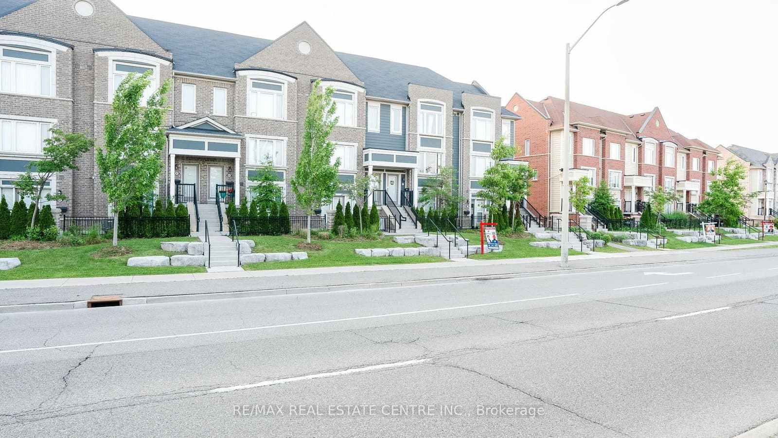 250 Sunny Meadow Boulevard, Unit 77 thumbnail 3