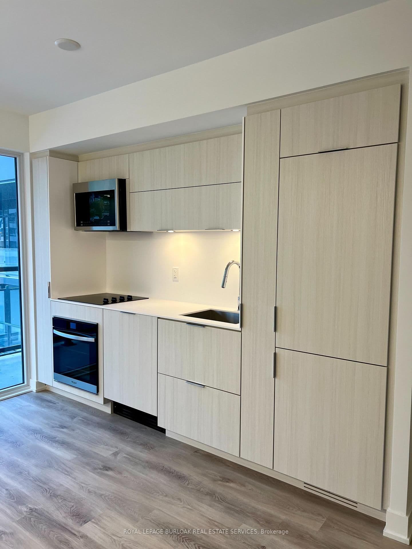 370 Martha Street, Unit 311 thumbnail 11