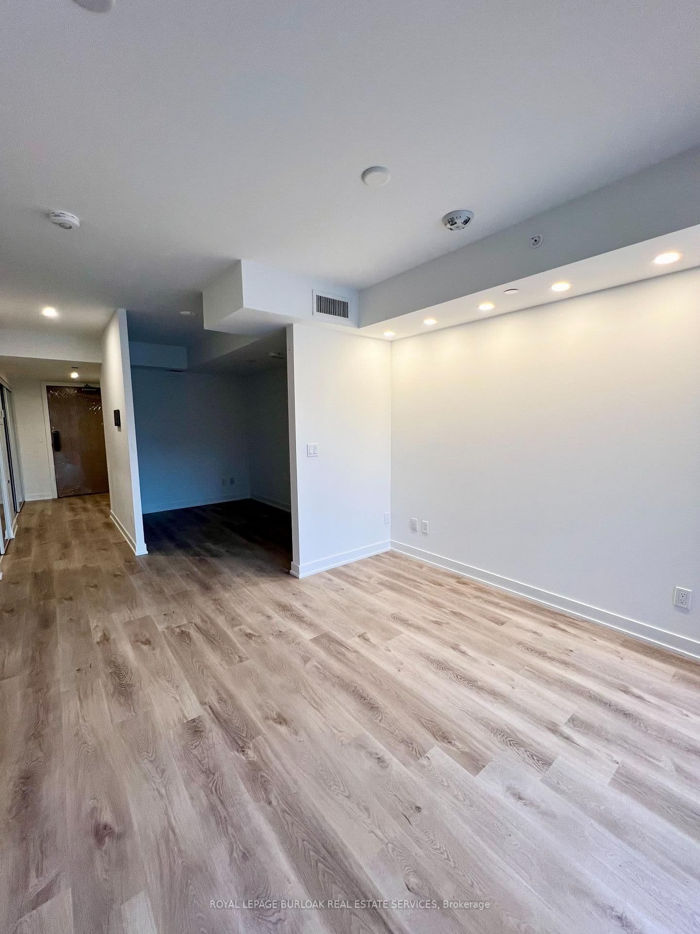 370 Martha Street, Unit 311 thumbnail 14