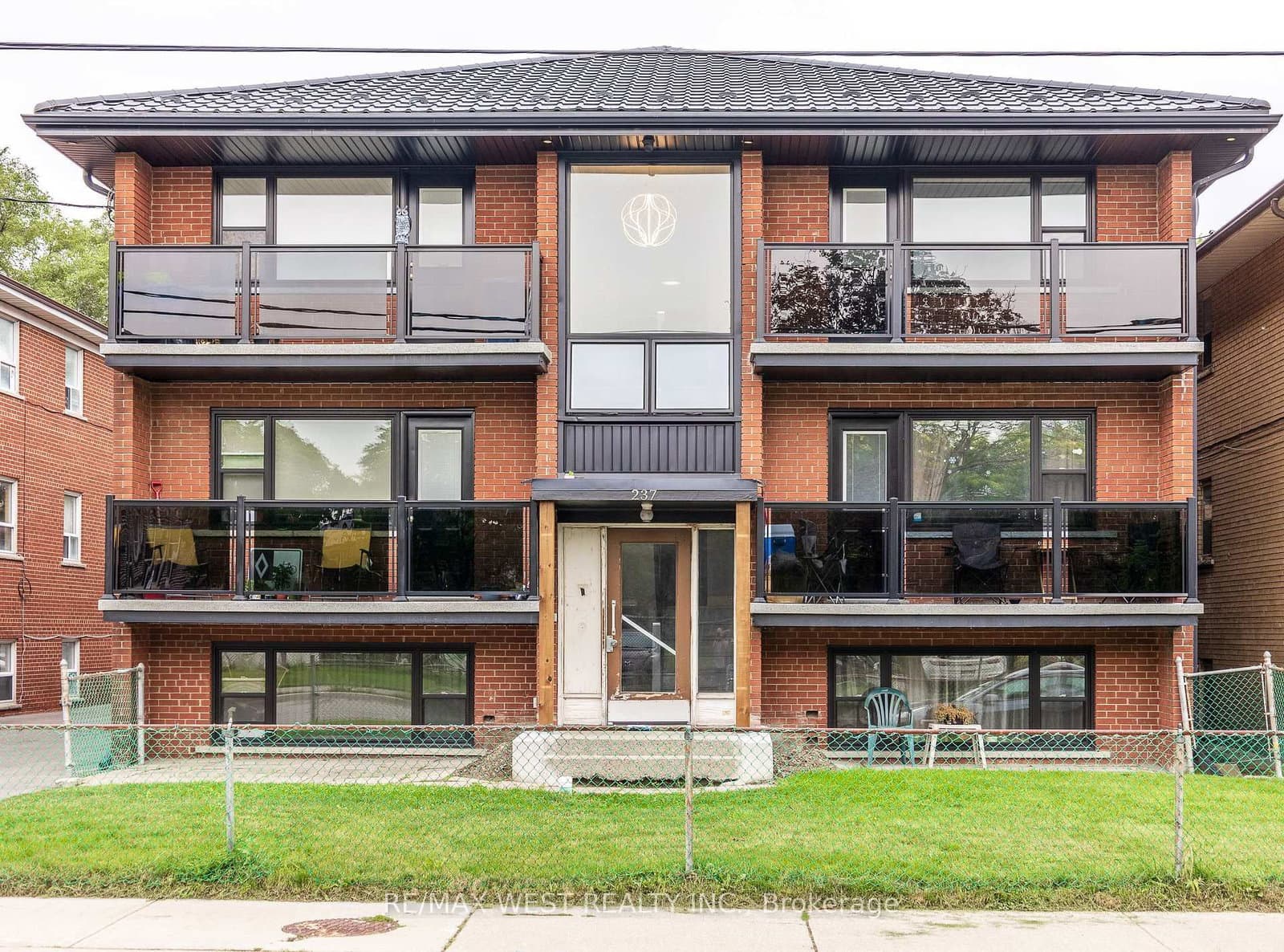 237 Melrose Street, Unit 7 thumbnail 19