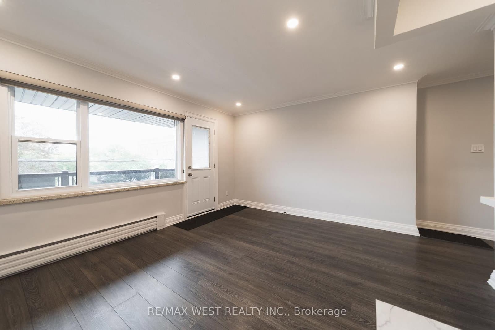 237 Melrose Street, Unit 7 thumbnail 5