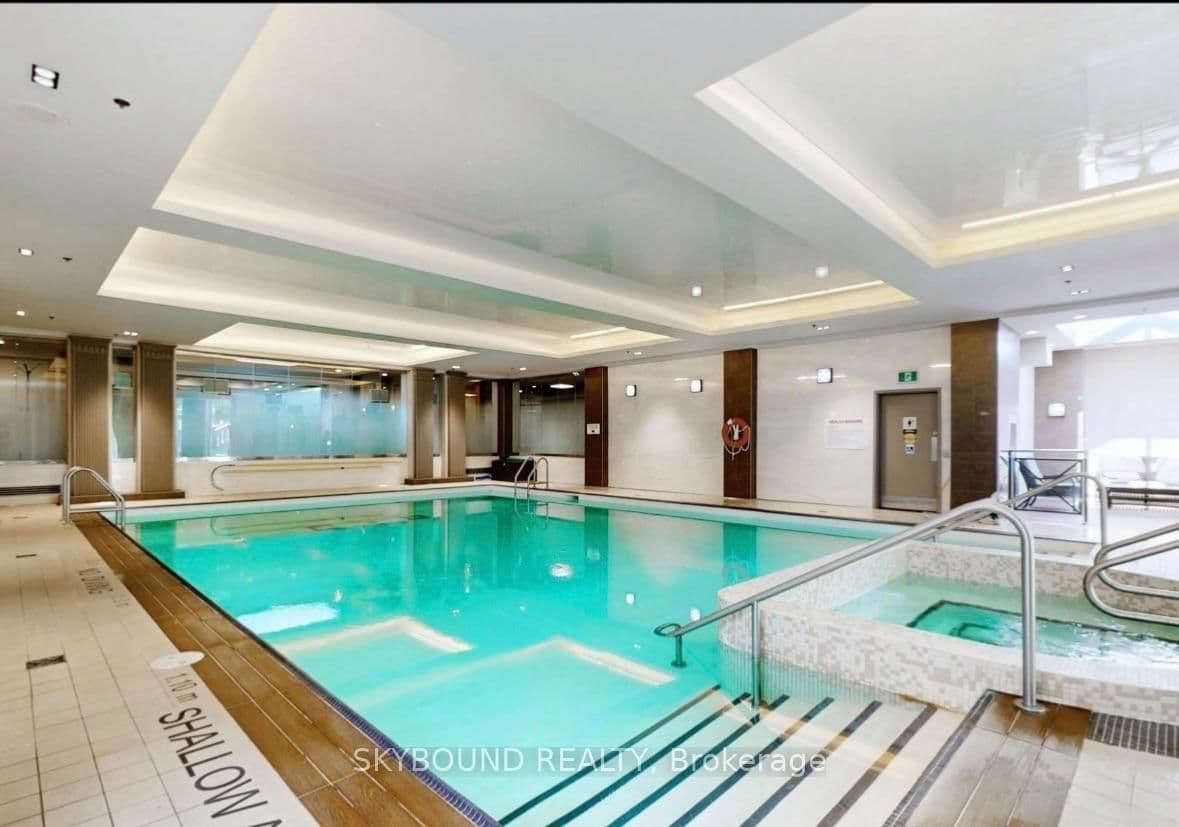 2287 Lake Shore Boulevard W, Unit 505 thumbnail 13