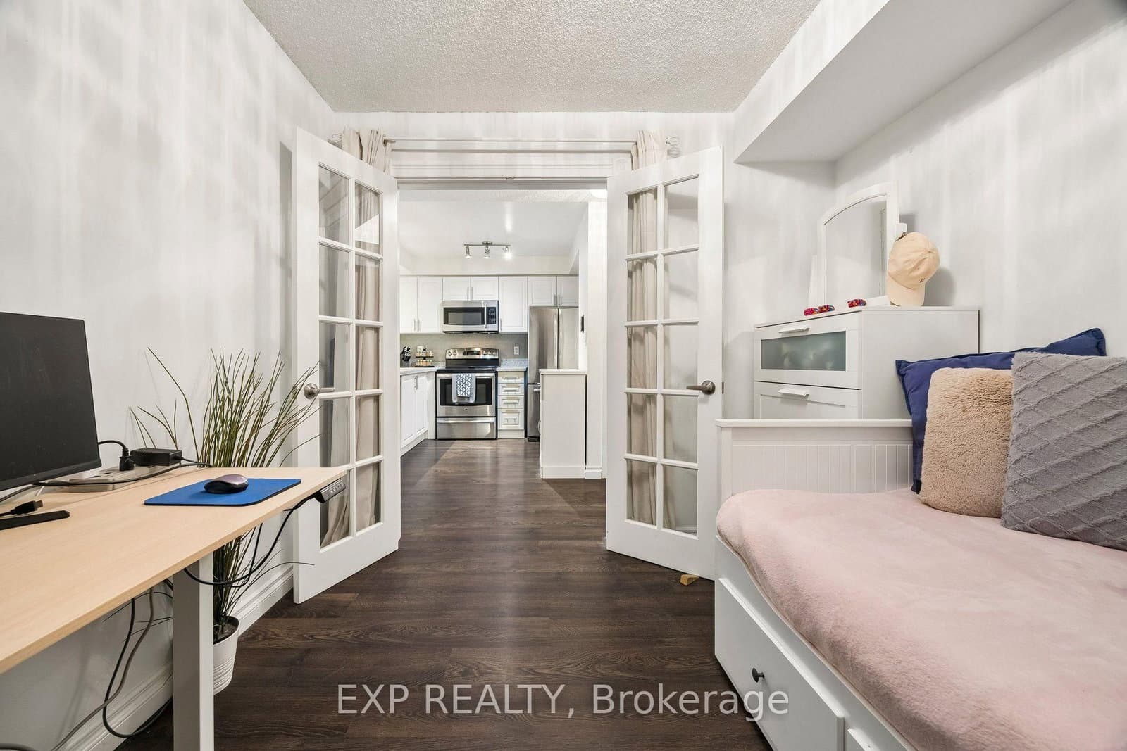 190 Manitoba Street, Unit 311 thumbnail 19