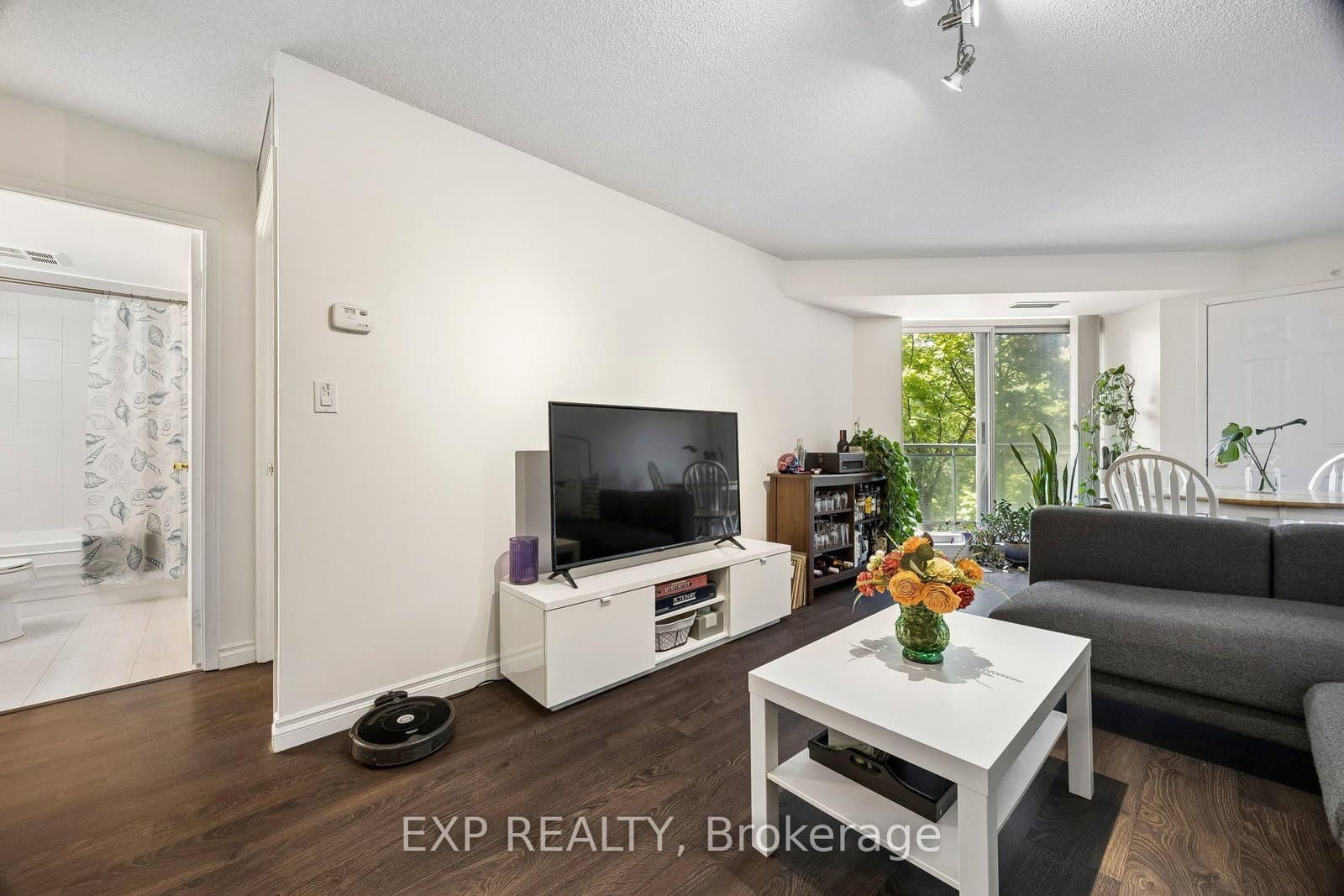 190 Manitoba Street, Unit 311 thumbnail 7