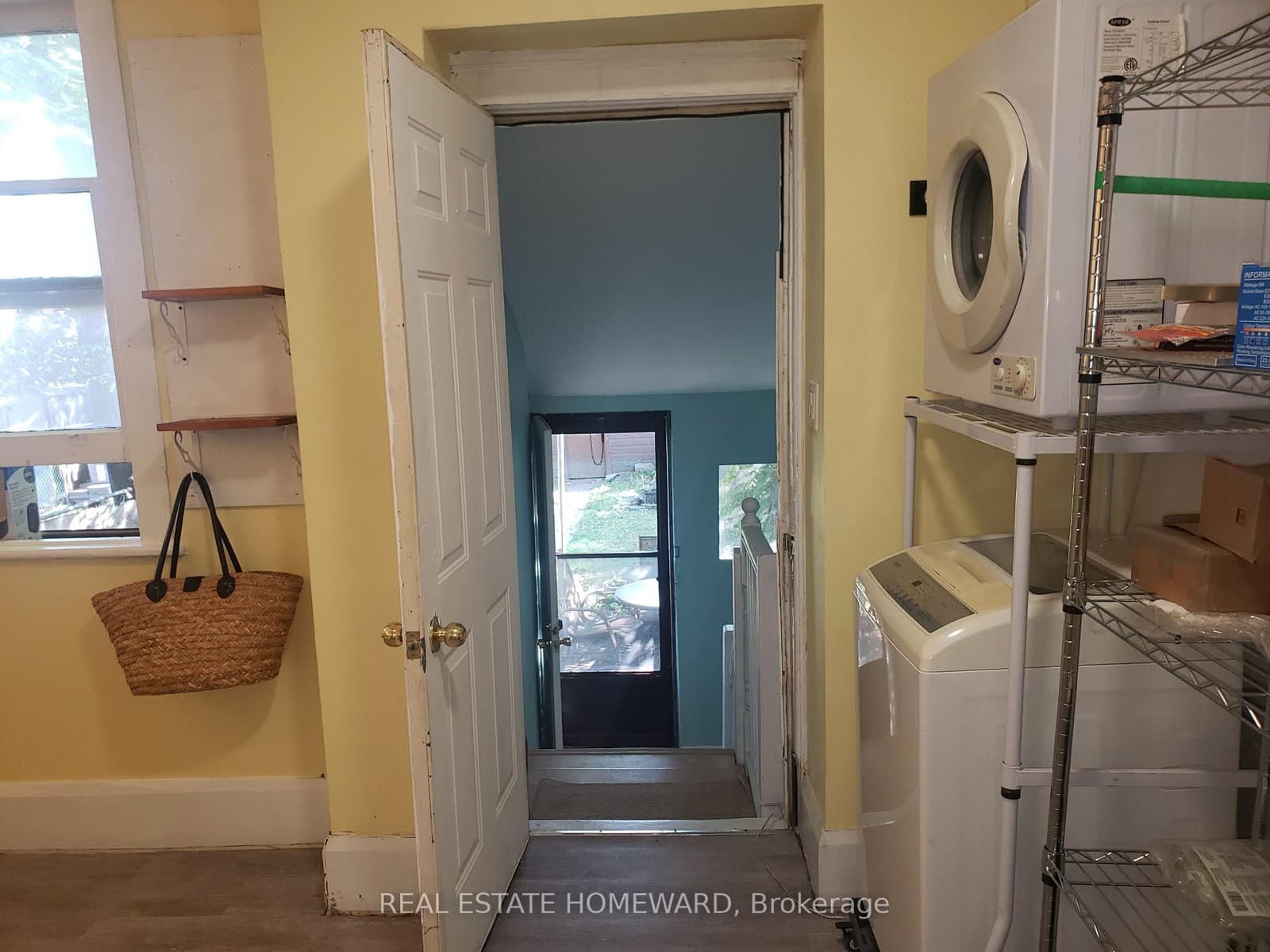 687 Dupont Street, Unit A (1st Flr) thumbnail 8