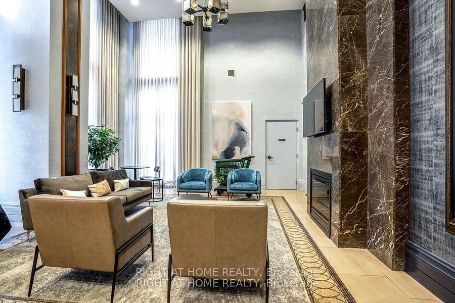 385 Prince Of Wales Drive, Unit 401 thumbnail 22