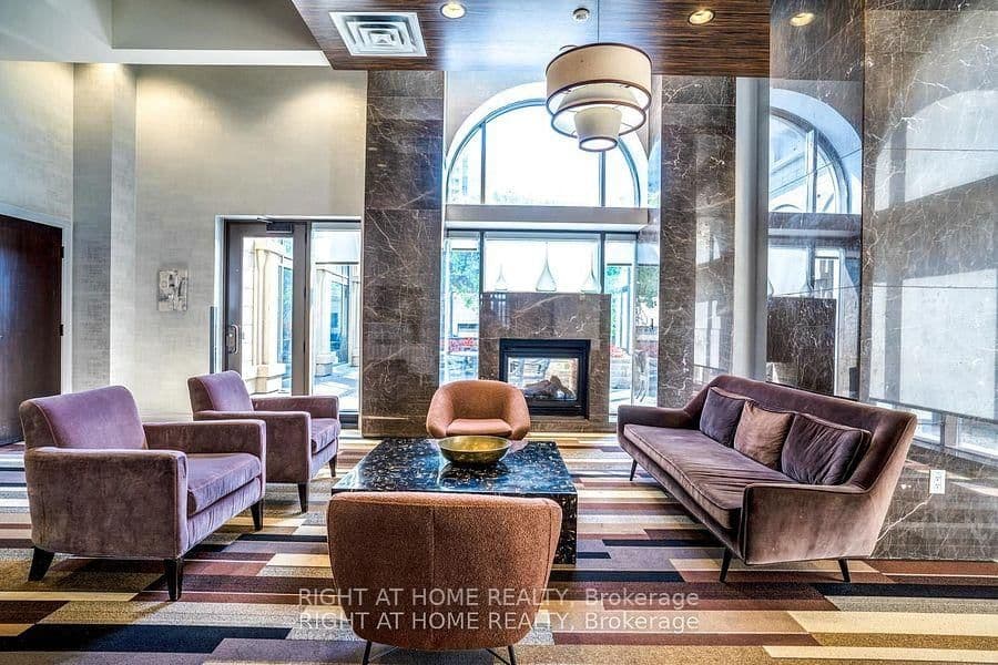 385 Prince Of Wales Drive, Unit 401 thumbnail 23