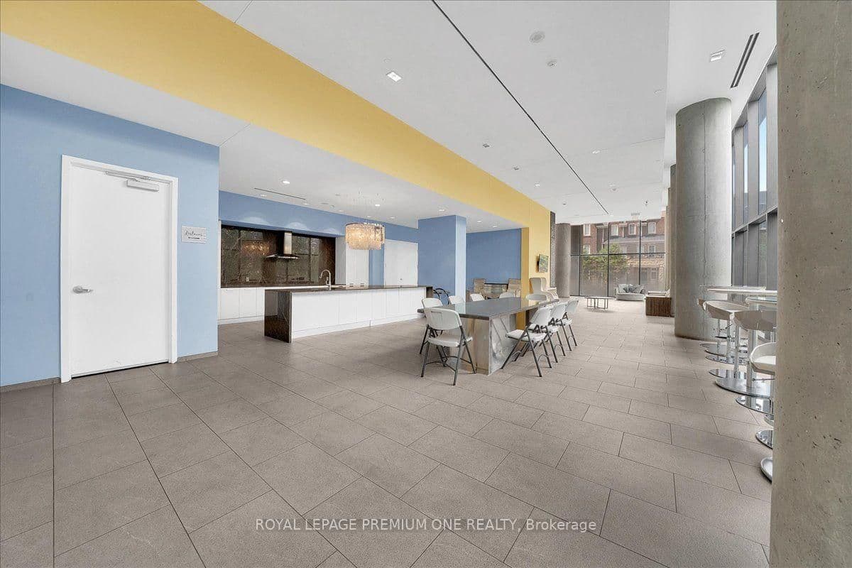 103 The Queensway, Unit 901 thumbnail 19