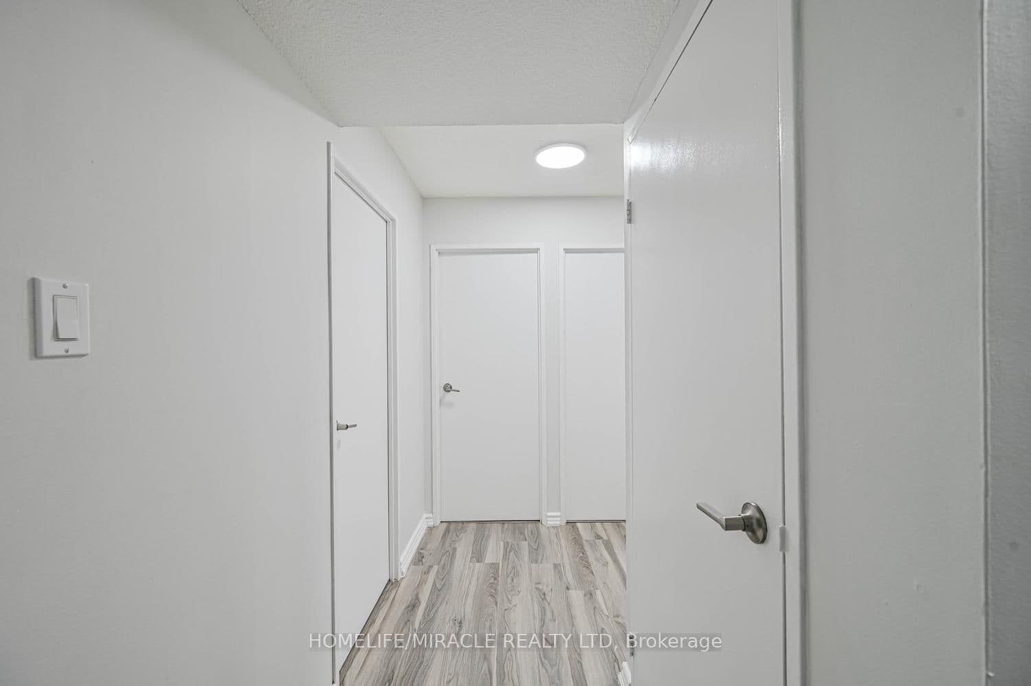 4 Kings Cross Road, Unit 602 thumbnail 28