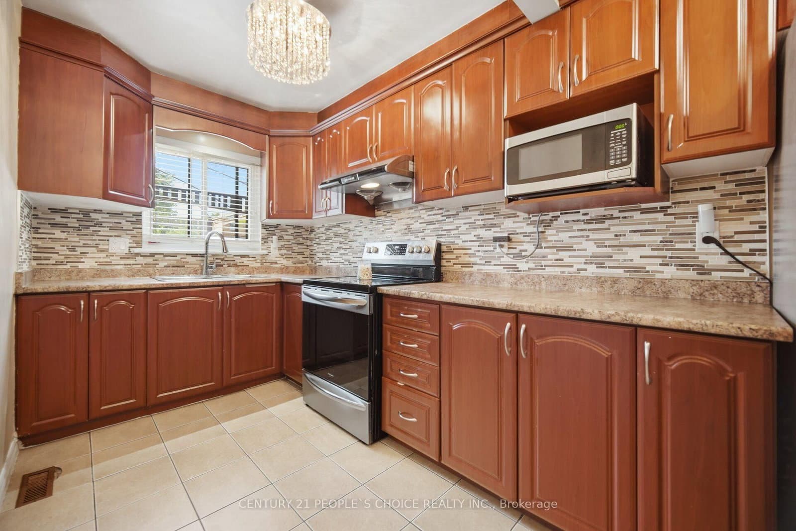 79 Fleetwood Crescent thumbnail 17