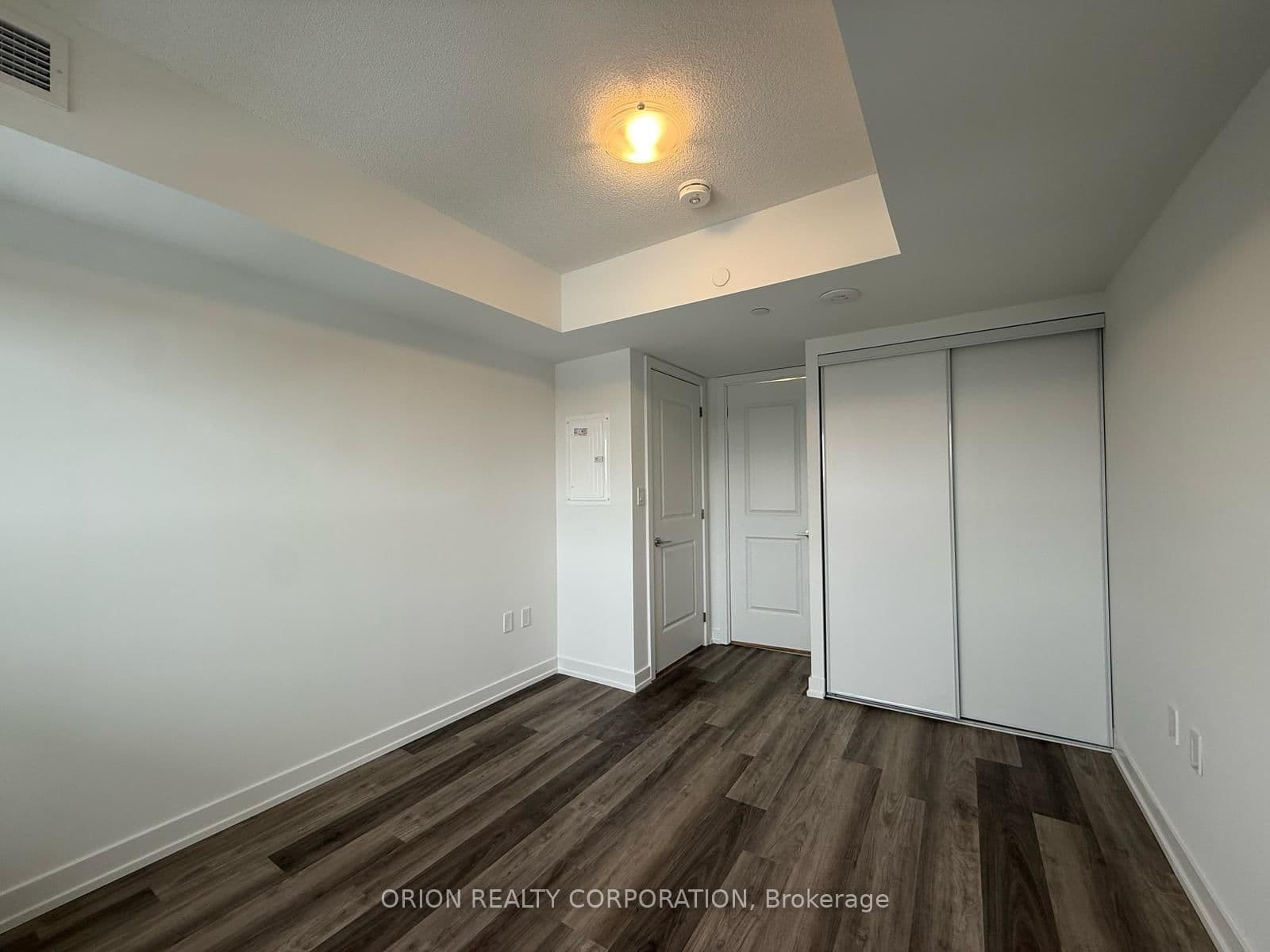 556 Marlee Avenue, Unit 431 thumbnail 13