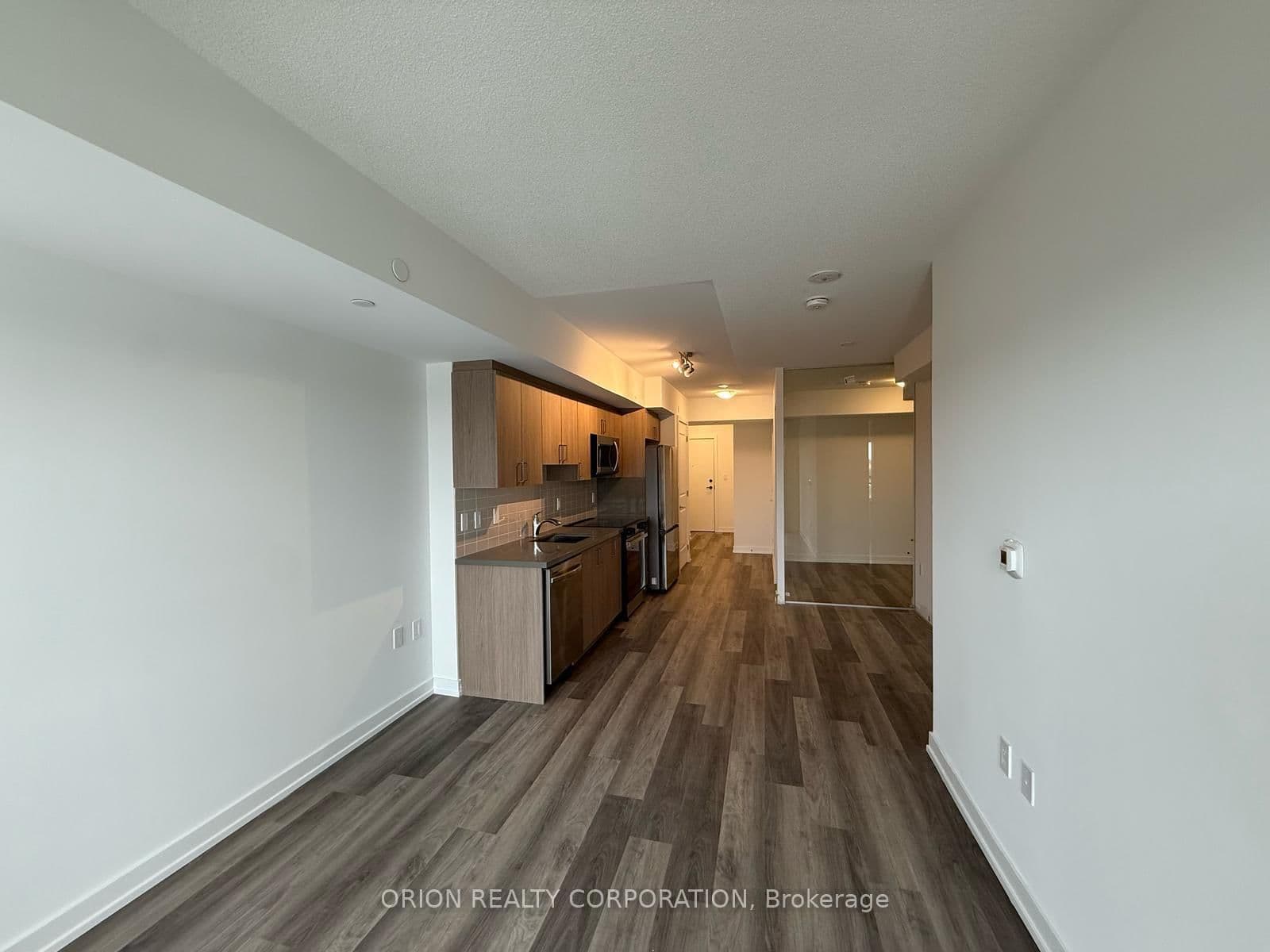 556 Marlee Avenue, Unit 431 thumbnail 6