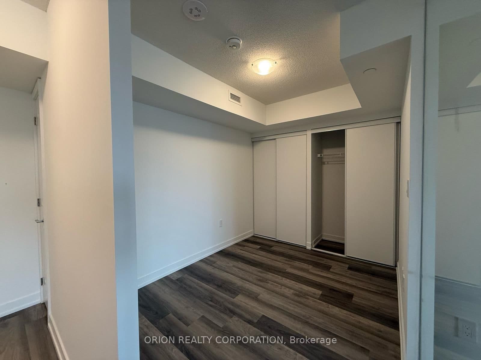 556 Marlee Avenue, Unit 431 thumbnail 7