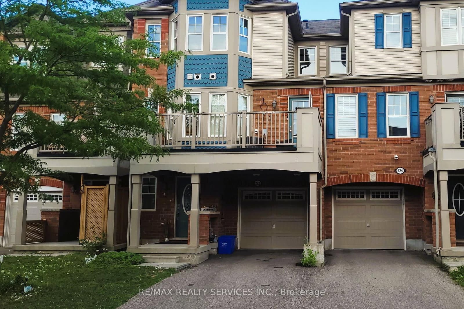 222 Mortimer Crescent thumbnail 2