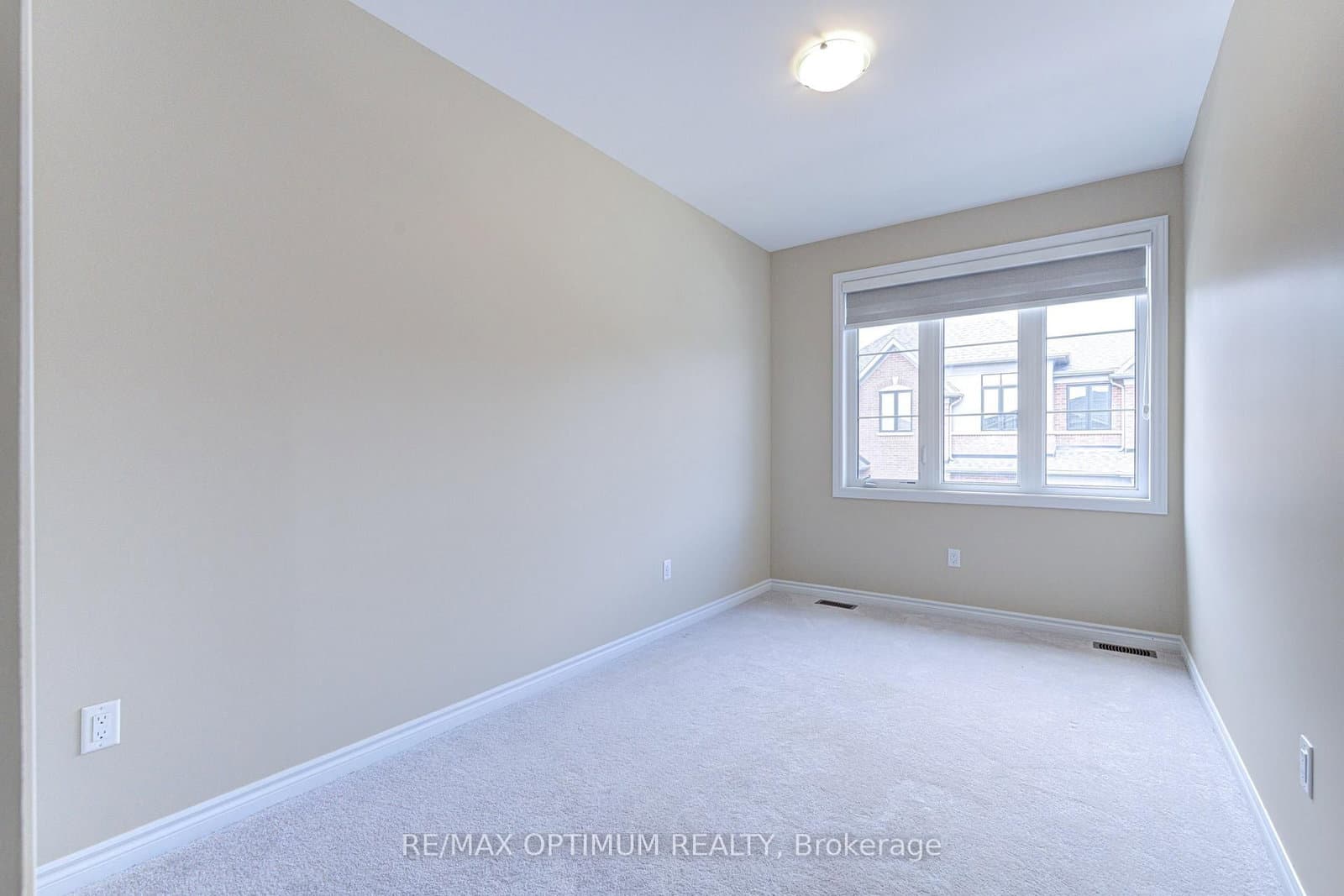 1420 Oakmont Common thumbnail 22