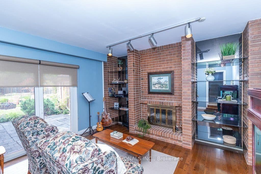 2604 Barrisdale Court thumbnail 12