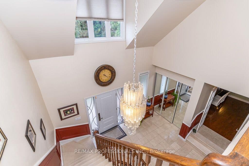 2604 Barrisdale Court thumbnail 20