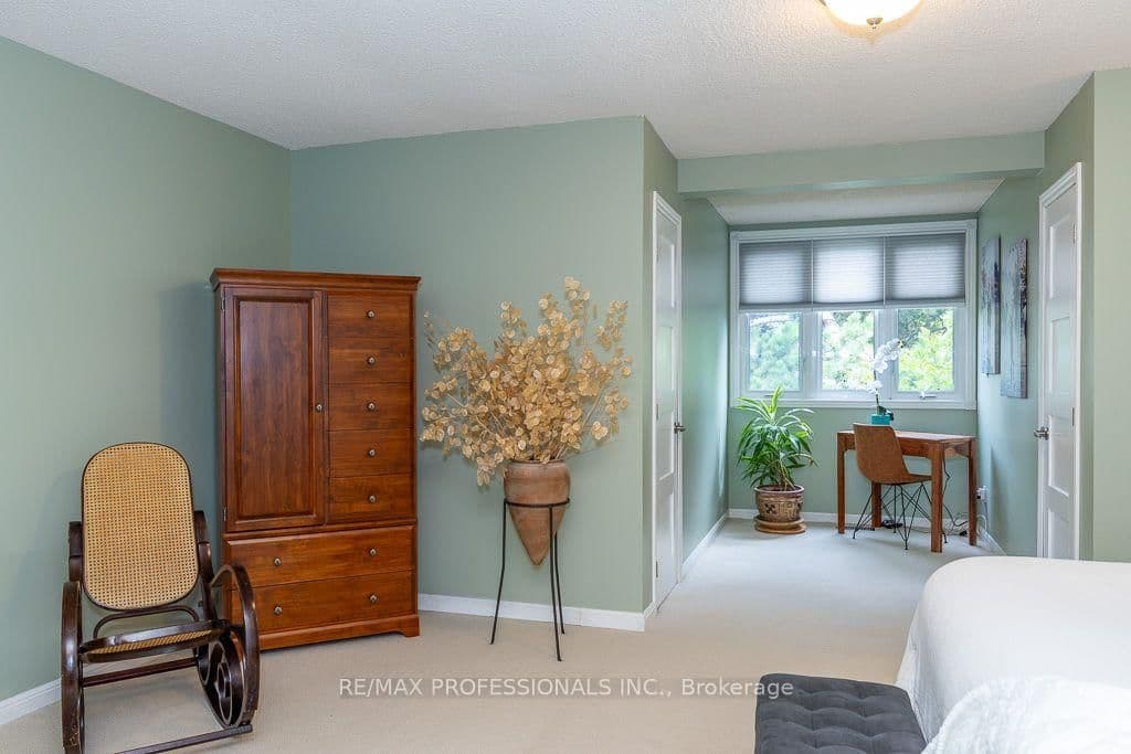 2604 Barrisdale Court thumbnail 24