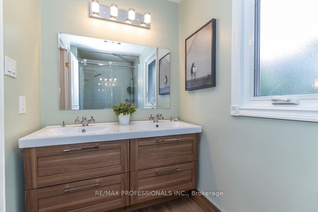 2604 Barrisdale Court thumbnail 27
