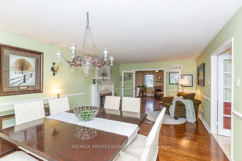 2604 Barrisdale Court thumbnail 6