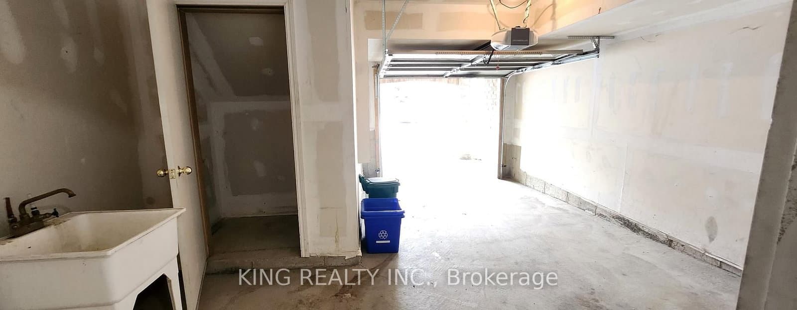 86 Magdalene Crescent S thumbnail 16
