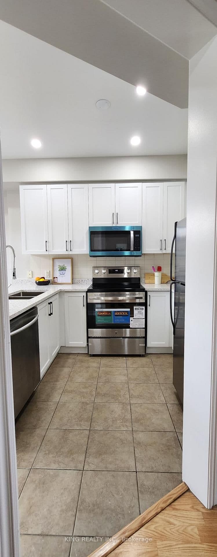86 Magdalene Crescent S thumbnail 41