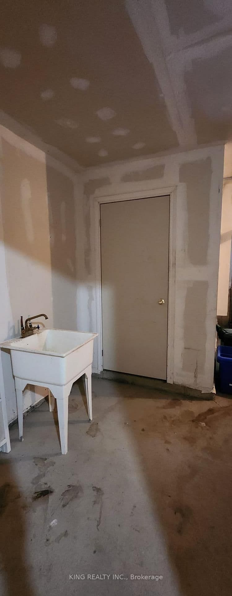 86 Magdalene Crescent S thumbnail 6
