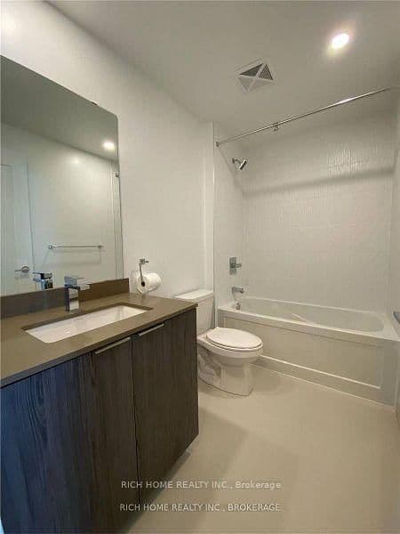 70 Annie craig Drive, Unit 1506 thumbnail 13