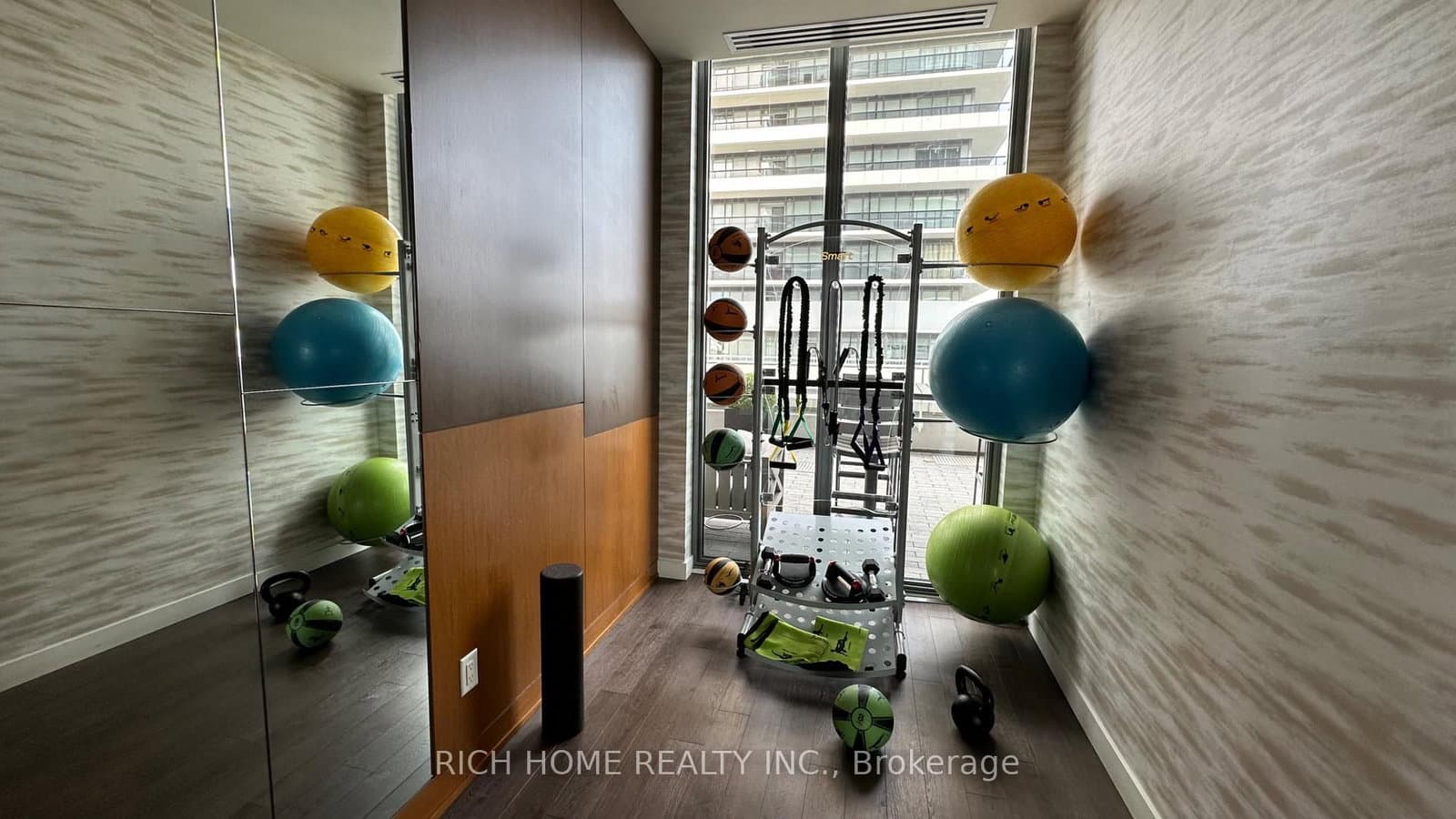 70 Annie craig Drive, Unit 1506 thumbnail 28
