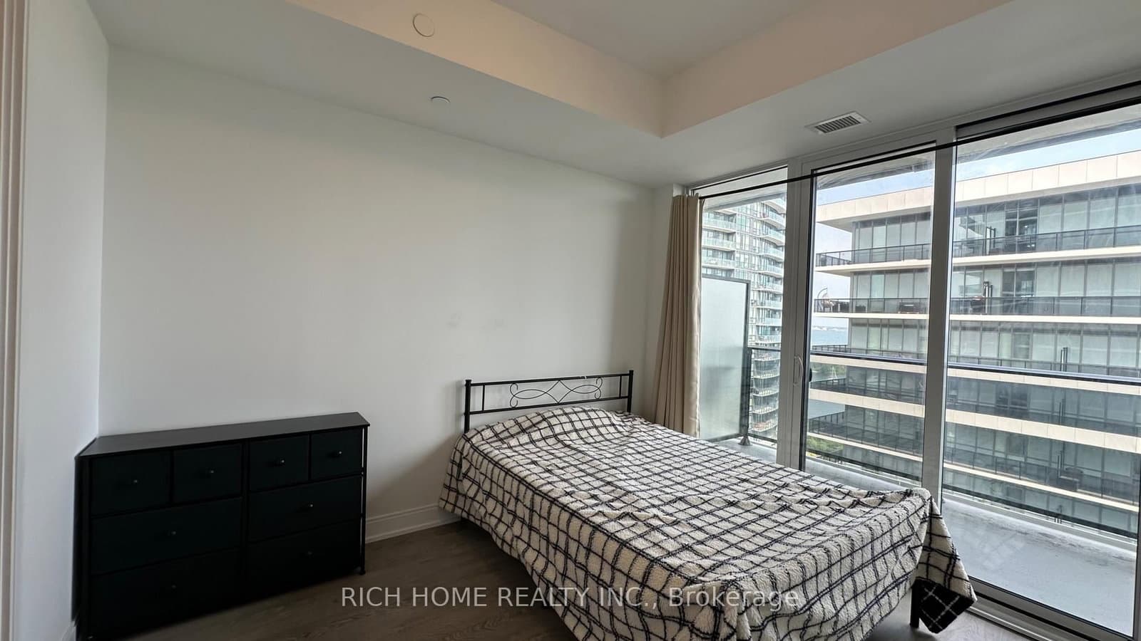 70 Annie craig Drive, Unit 1506 thumbnail 44