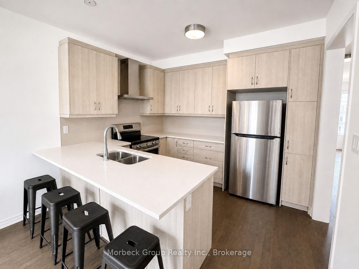 3042 Merrick Road thumbnail 5