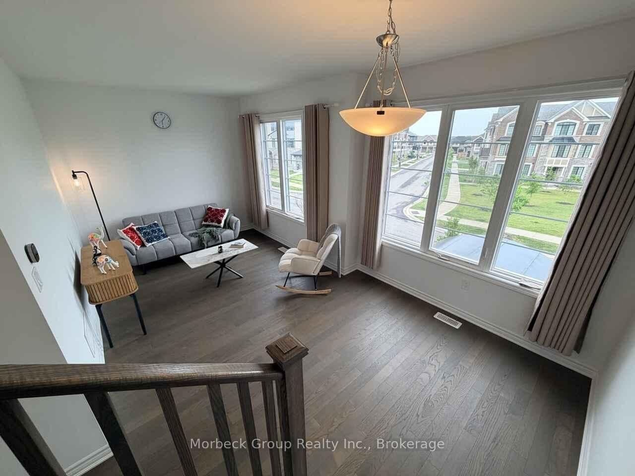3042 Merrick Road thumbnail 7