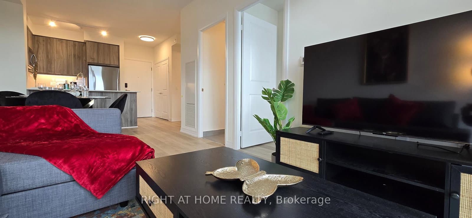 15 Watergarden Drive, Unit 2302 thumbnail 10