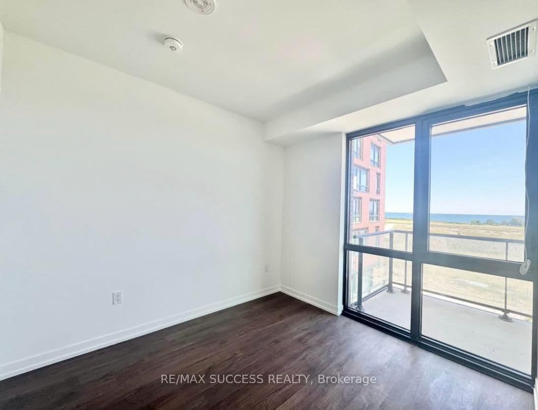 251 Masonry Way, Unit 302 thumbnail 8