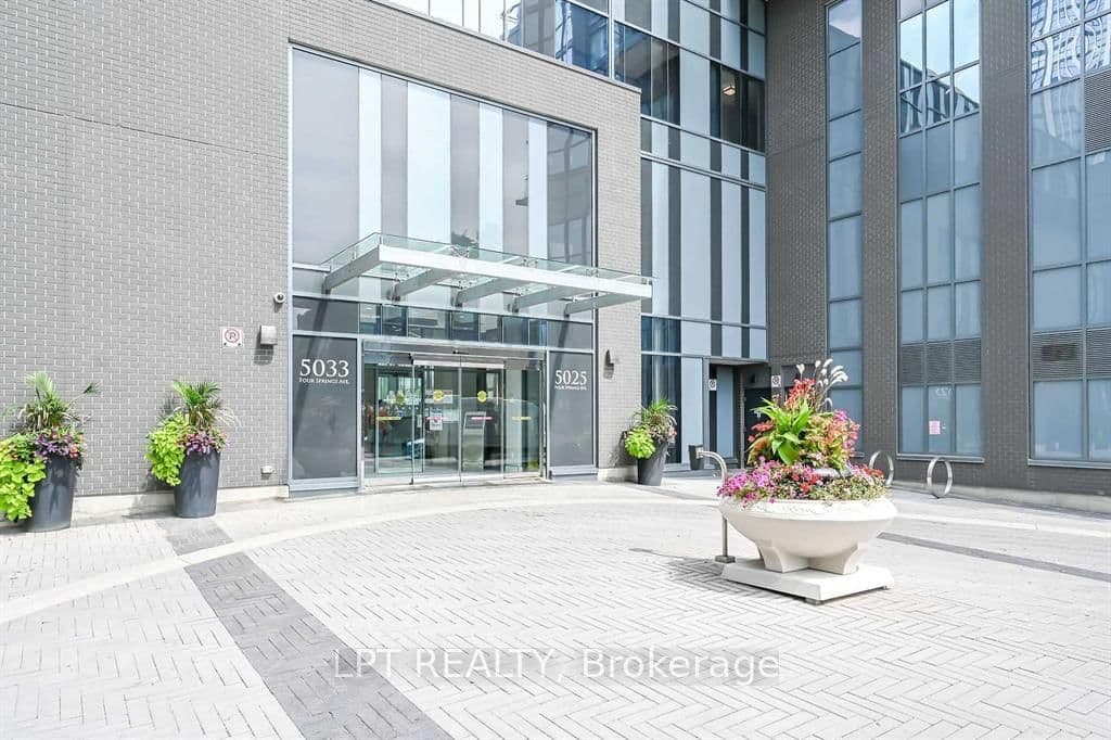 5025 Four Springs Avenue, Unit 1305 thumbnail 2