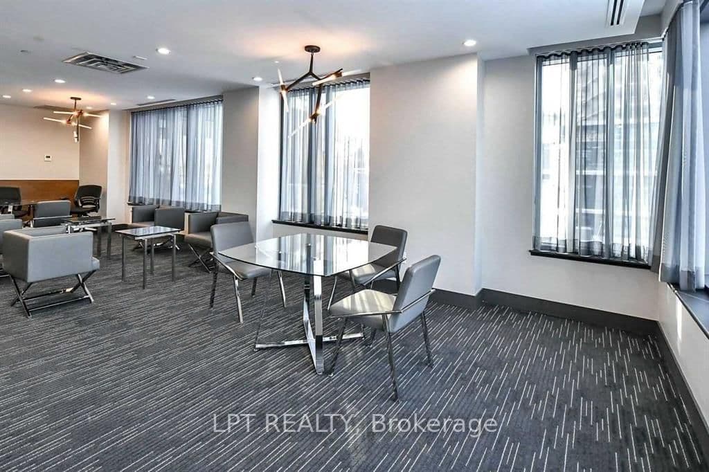 5025 Four Springs Avenue, Unit 1305 thumbnail 27