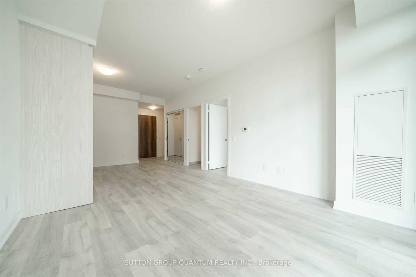 251 Manitoba Street, Unit 614 thumbnail 5