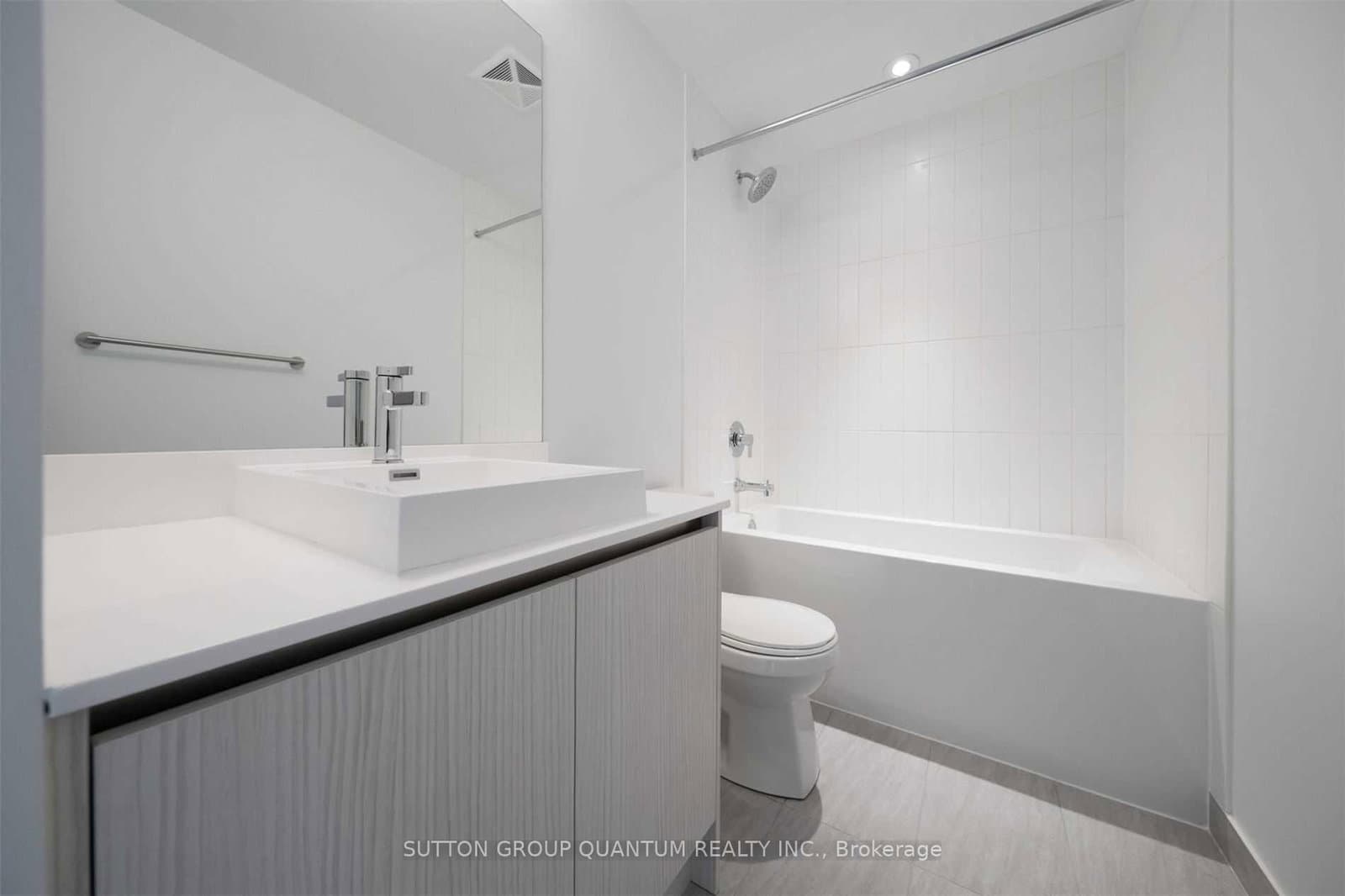 251 Manitoba Street, Unit 614 thumbnail 7